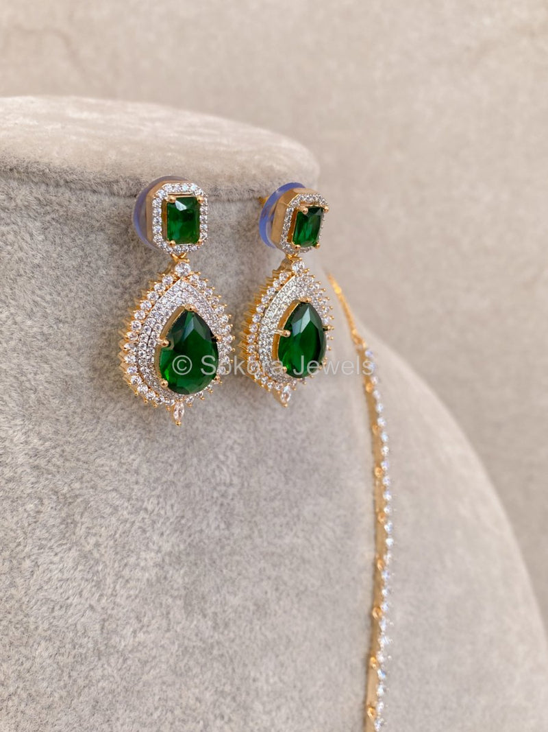 Emerald Drop Diamante Set - Gold/Clear - SOKORA JEWELSEmerald Drop Diamante Set - Gold/ClearNECKLACE SETS