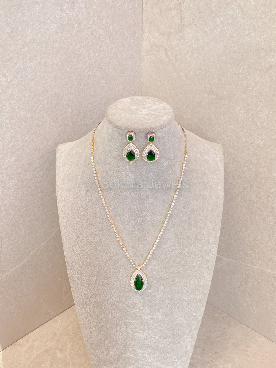 Emerald Drop Diamante Set - Gold/Clear - SOKORA JEWELSEmerald Drop Diamante Set - Gold/ClearNECKLACE SETS