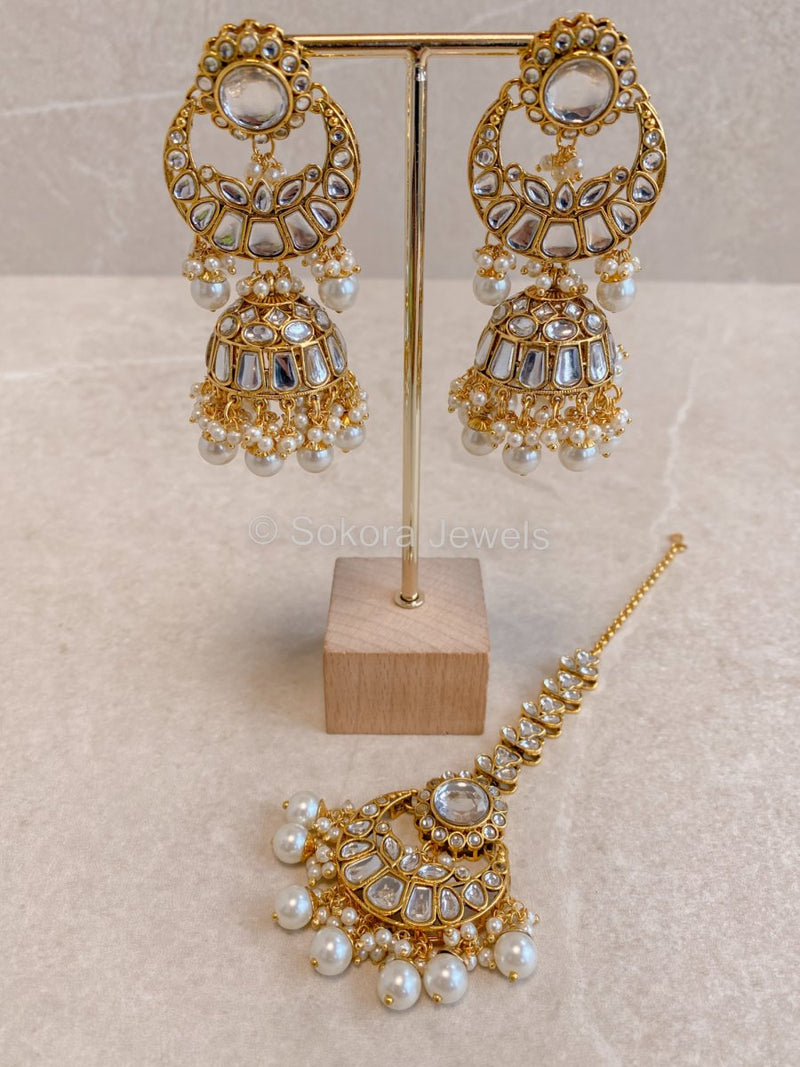 Eshma Faux Kundan Bridal Set - White - SOKORA JEWELSEshma Faux Kundan Bridal Set - White