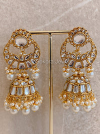 Eshma Faux Kundan Bridal Set - White - SOKORA JEWELSEshma Faux Kundan Bridal Set - White