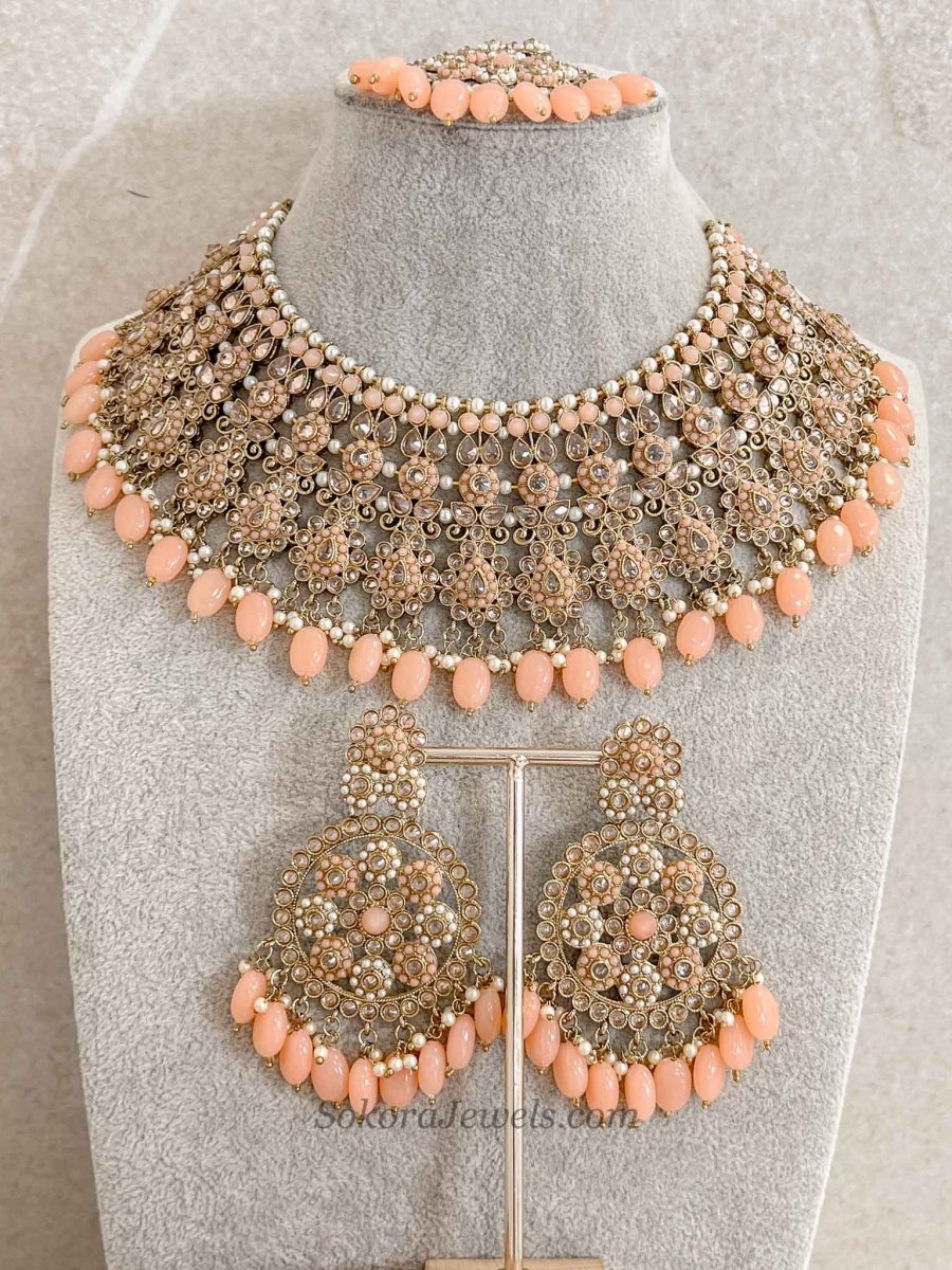 Faiqa Antique Gold Necklace Set Peach - SOKORA JEWELSFaiqa Antique Gold Necklace Set Peach