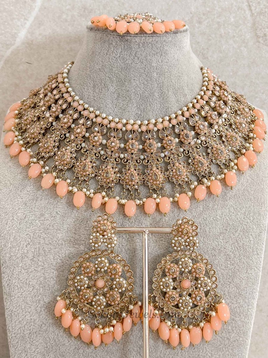Faiqa Antique Gold Necklace Set Peach - SOKORA JEWELSFaiqa Antique Gold Necklace Set Peach