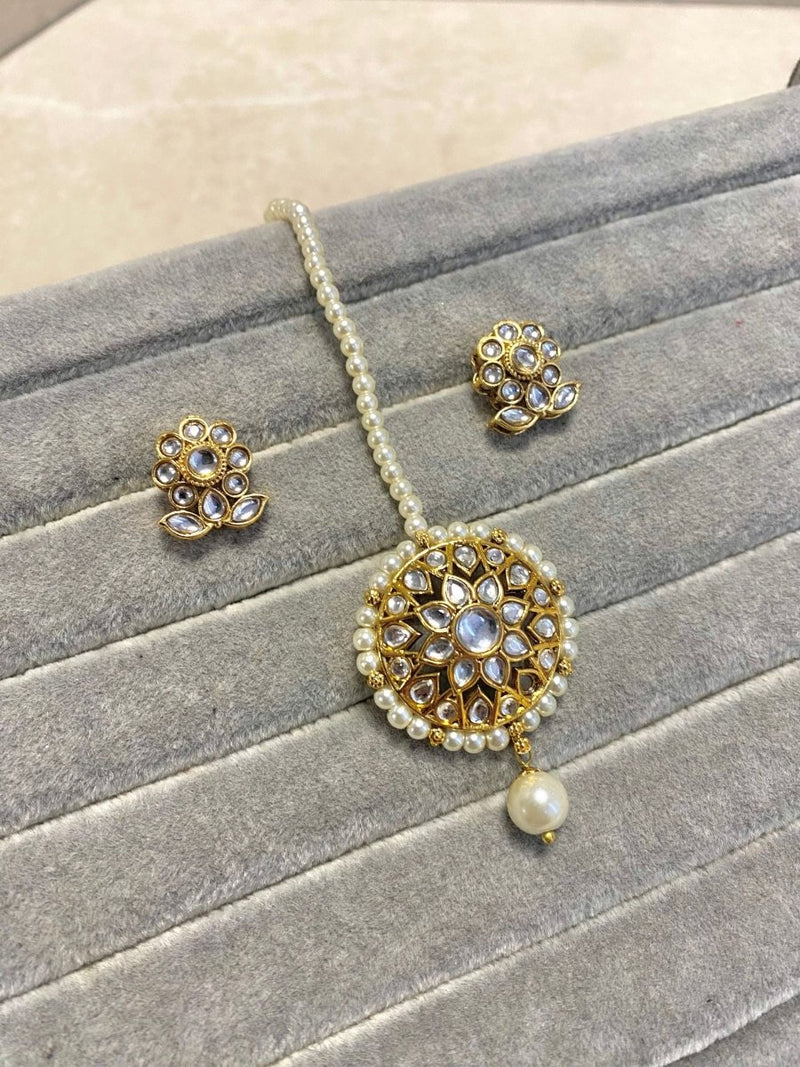 Faux Kundan Earring & Tikka set - SOKORA JEWELSFaux Kundan Earring & Tikka set