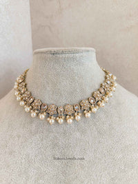Floral Crystal & Pearl Necklace - SOKORA JEWELSFloral Crystal & Pearl NecklaceChoker Sets