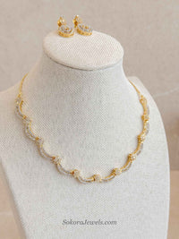 Floral Gold & Diamante Set - SOKORA JEWELSFloral Gold & Diamante SetNECKLACE SETS