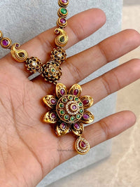Flower Pendant Mala Set with Ruby and Green Stones - SOKORA JEWELSFlower Pendant Mala Set with Ruby and Green Stones