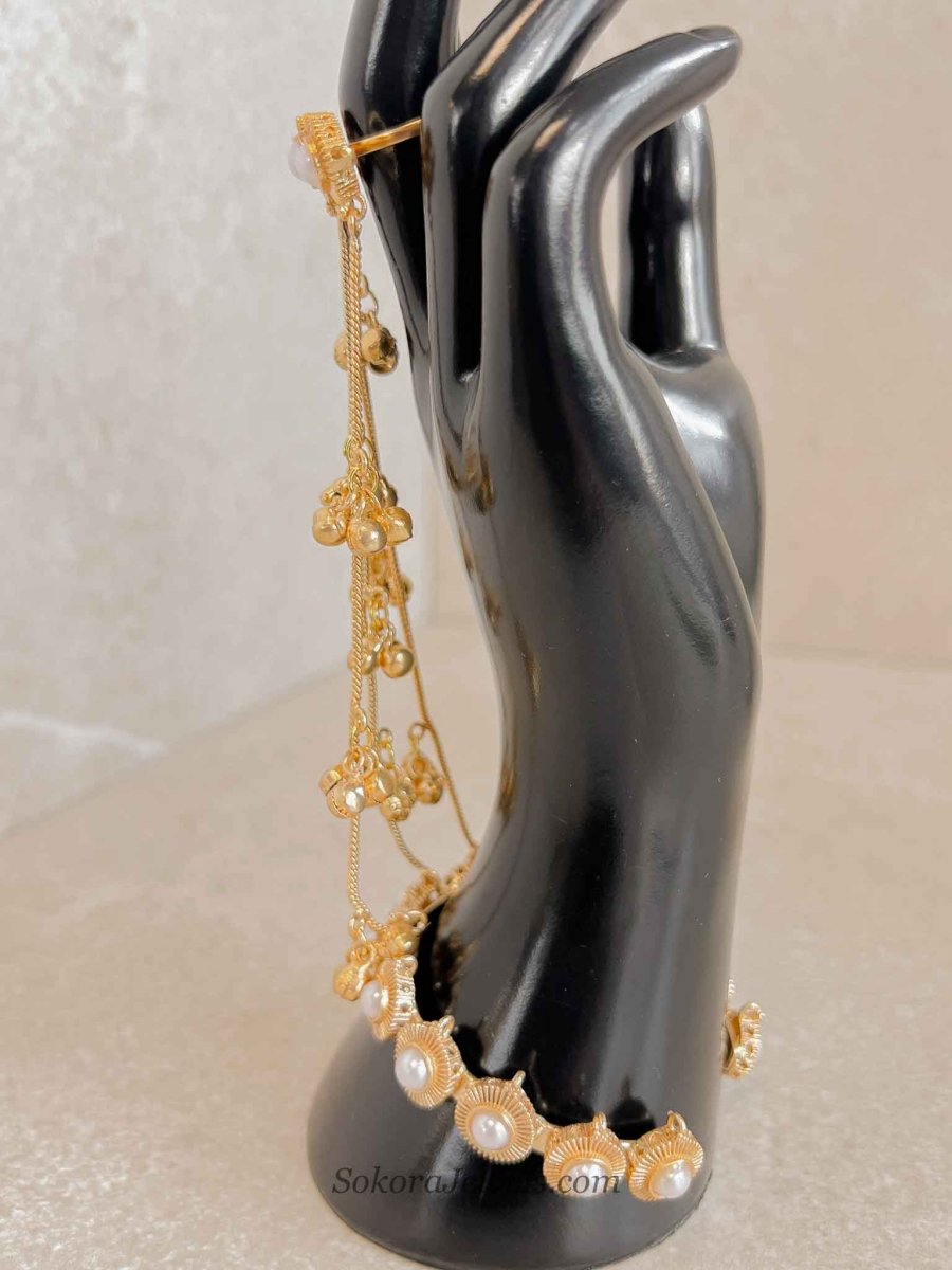 Ghunghroo & Pearl detail hand chain - SOKORA JEWELSGhunghroo & Pearl detail hand chain