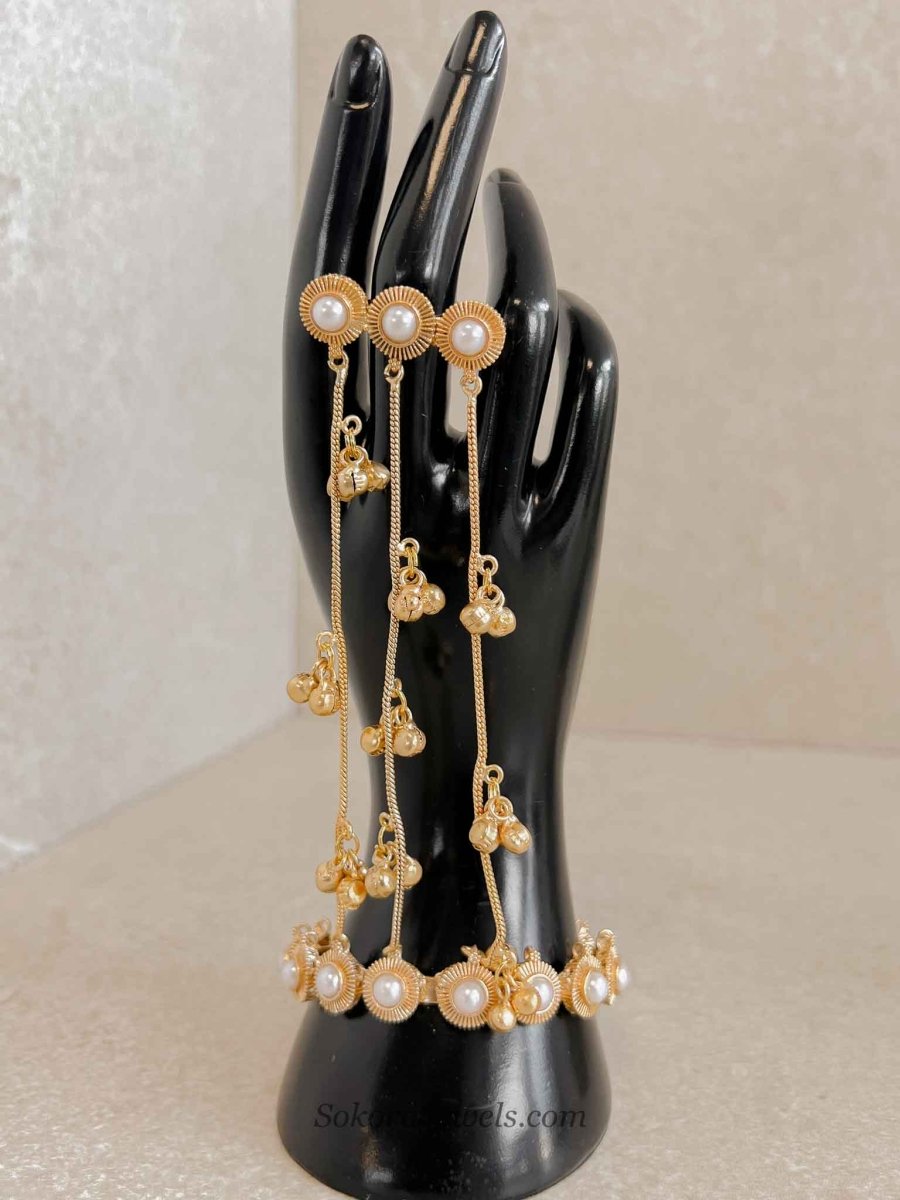 Ghunghroo & Pearl detail hand chain - SOKORA JEWELSGhunghroo & Pearl detail hand chain