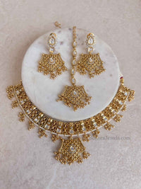 Gold and Kundan Pendant set - SOKORA JEWELSGold and Kundan Pendant setNECKLACE SETS