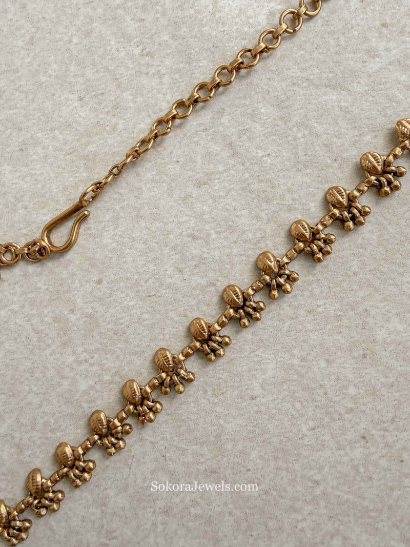 Gold Leaf and Ball bead Detail Waist chain - SOKORA JEWELSGold Leaf and Ball bead Detail Waist chain