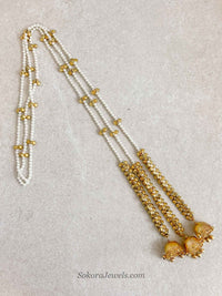 Gold Pearl Paranda Hair Accessory with Jhumki Tassels - SOKORA JEWELSGold Pearl Paranda Hair Accessory with Jhumki Tassels