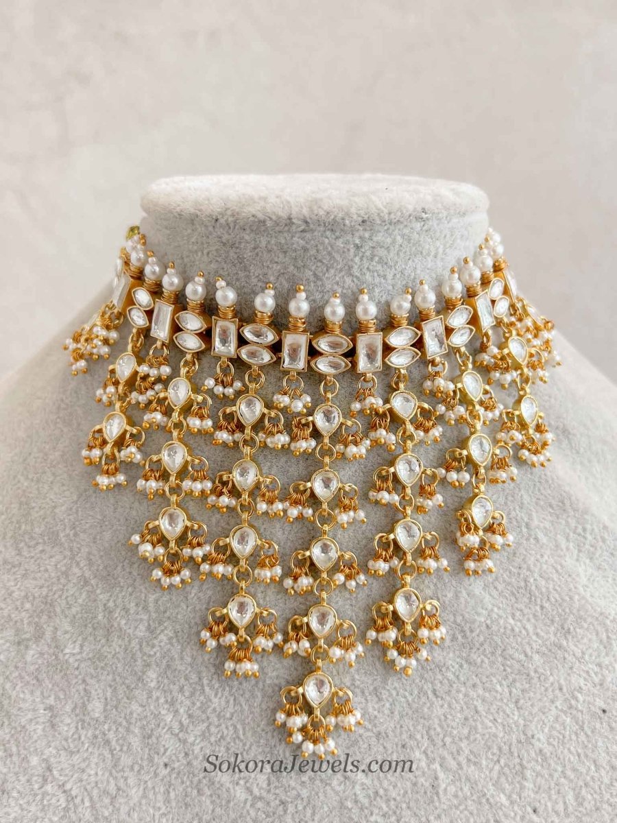 Gold Plated Kundan Choker and Earring set - SOKORA JEWELSGold Plated Kundan Choker and Earring set
