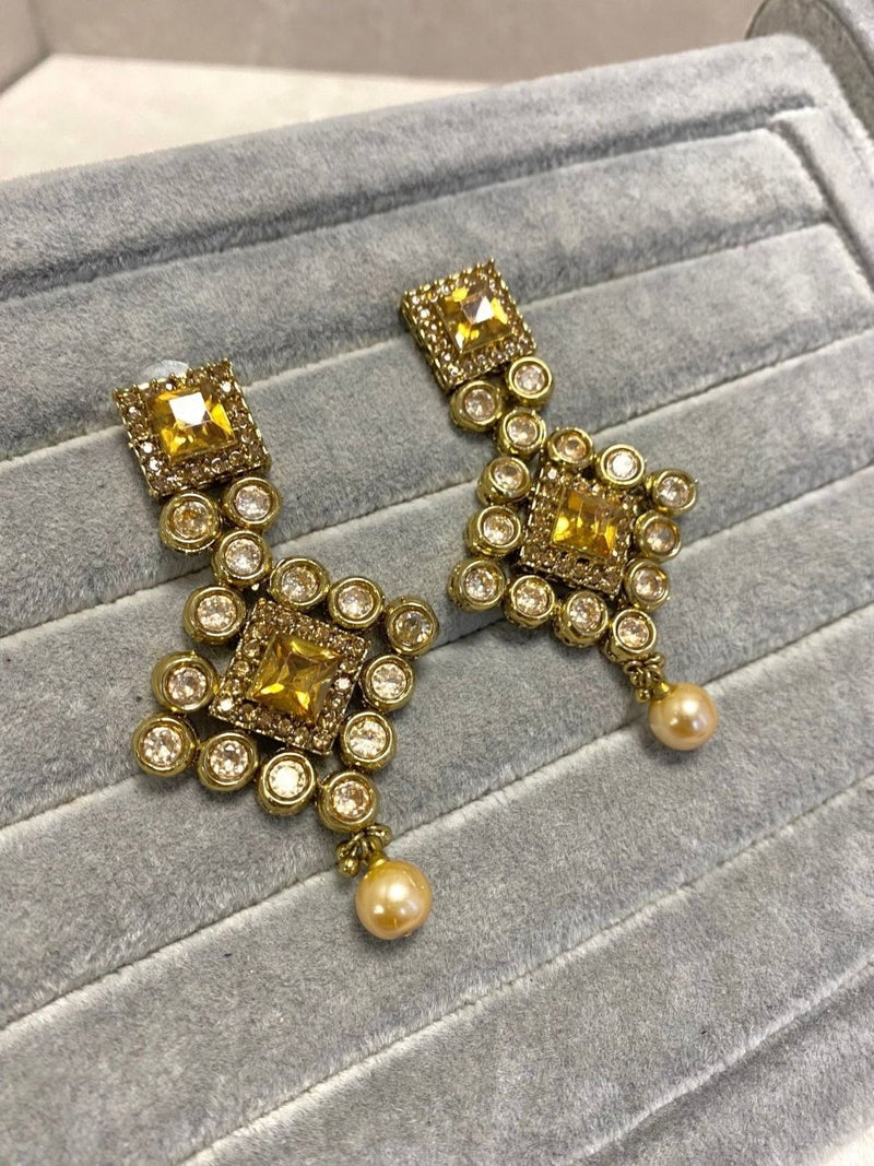 Golden Drop Earrings - SOKORA JEWELSGolden Drop Earrings