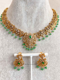 Green Heritage Pendant Necklace Set - SOKORA JEWELSGreen Heritage Pendant Necklace SetNECKLACE SETS