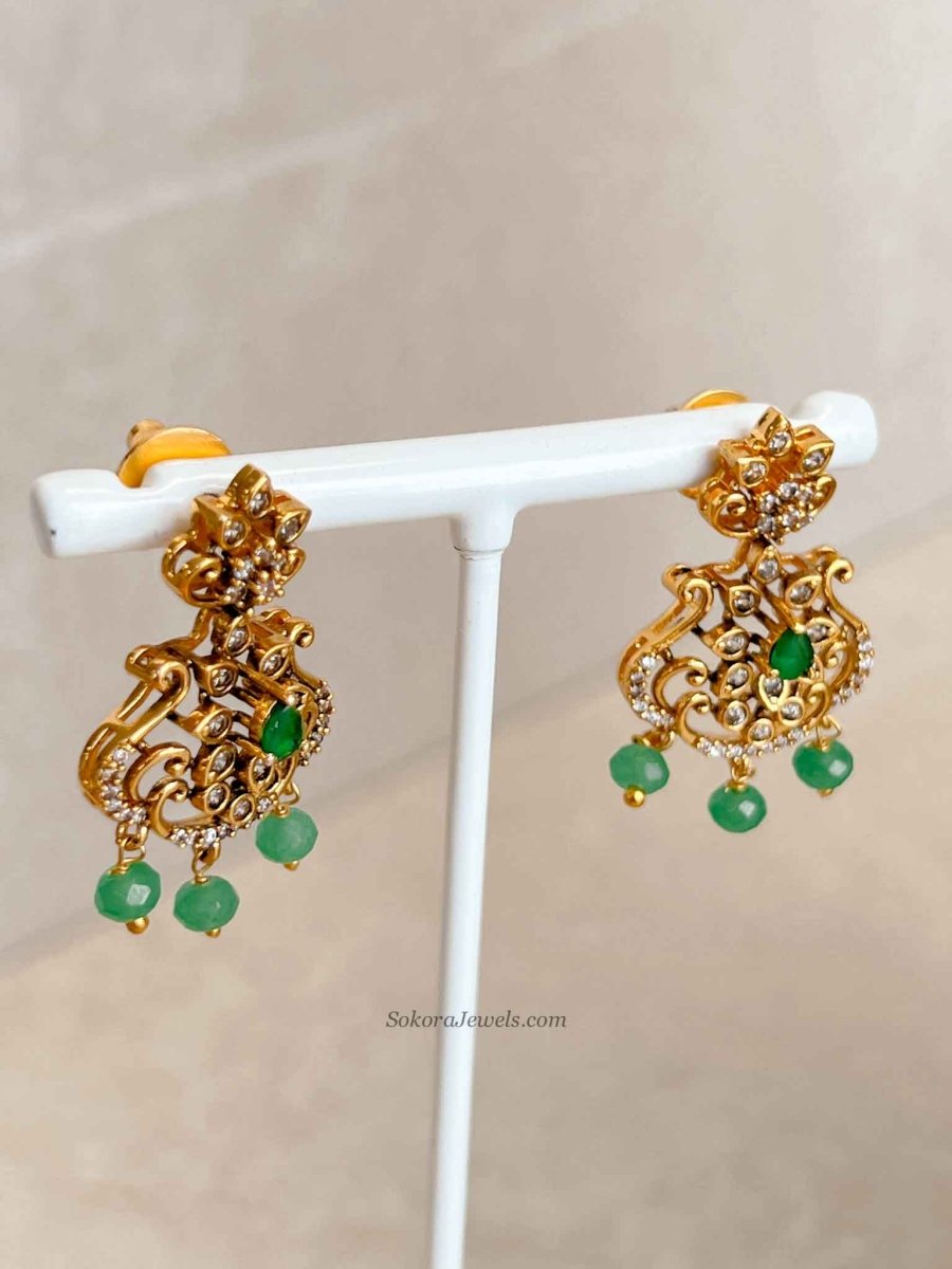 Green Heritage Pendant Necklace Set - SOKORA JEWELSGreen Heritage Pendant Necklace SetNECKLACE SETS