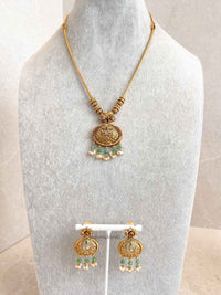 Green Heritage Simple Pendant Necklace Set - SOKORA JEWELSGreen Heritage Simple Pendant Necklace SetNECKLACE SETS
