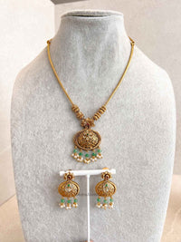 Green Heritage Simple Pendant Necklace Set - SOKORA JEWELSGreen Heritage Simple Pendant Necklace SetNECKLACE SETS