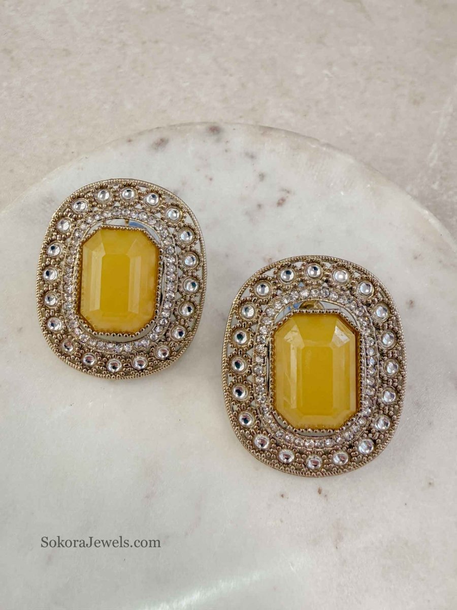 Green OverSized Studs - SOKORA JEWELSGreen OverSized Studsstuds and tops