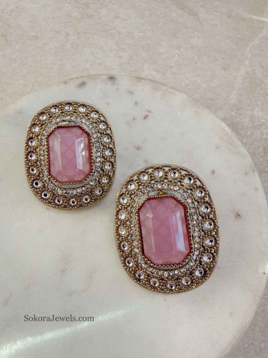 Green OverSized Studs - SOKORA JEWELSGreen OverSized Studsstuds and tops