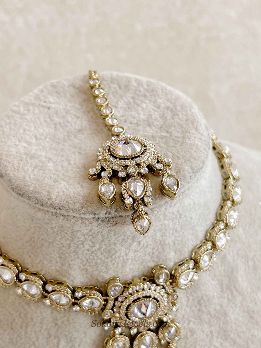 Gurpreet Small Clear Crystal Necklace set - SOKORA JEWELSGurpreet Small Clear Crystal Necklace set