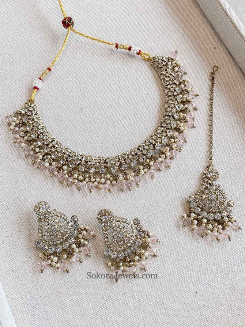 Hafsa Clear Necklace Set - SOKORA JEWELSHafsa Clear Necklace Set