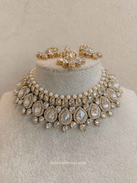 Hawwa Antique Gold Choker Set - SOKORA JEWELSHawwa Antique Gold Choker SetNECKLACE SETS