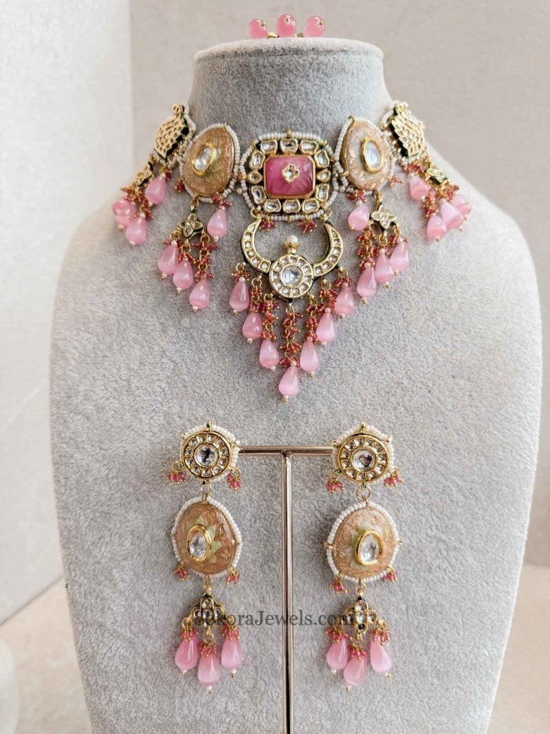 Heritage Statement Style Kundan Choker Set - SOKORA JEWELSHeritage Statement Style Kundan Choker Set