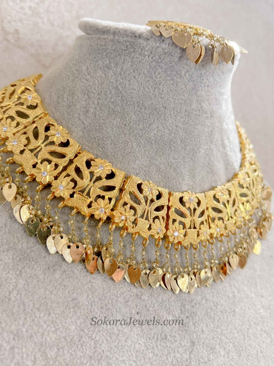 Jadau Gold Bridal set - SOKORA JEWELSJadau Gold Bridal set