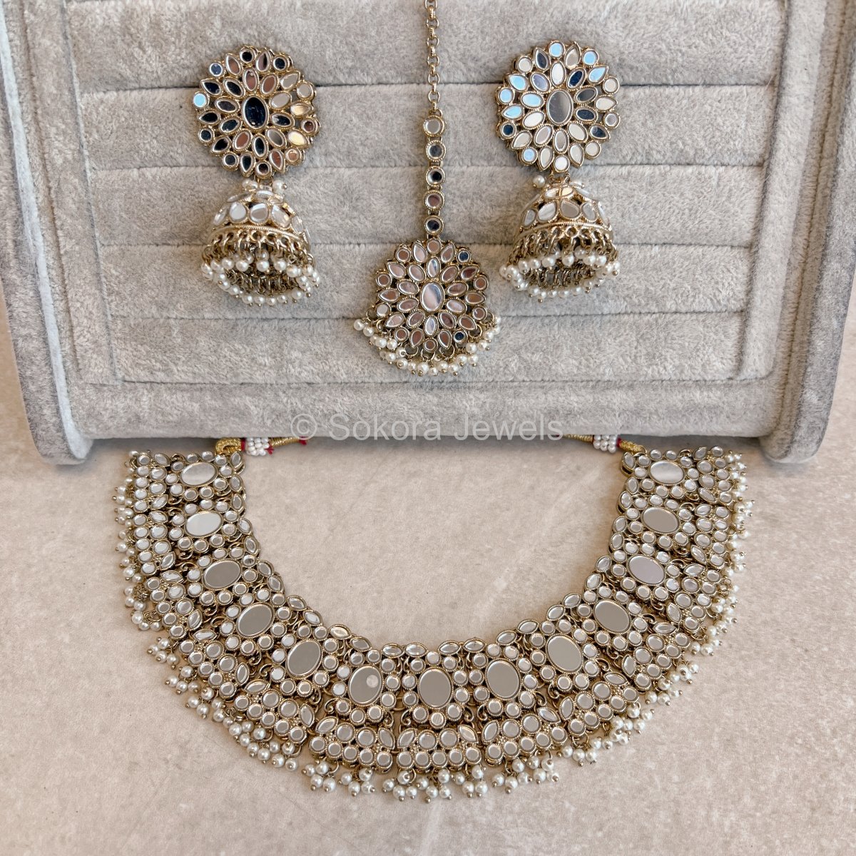 Juhi Mirrored Necklace set - Pearl - SOKORA JEWELSJuhi Mirrored Necklace set - PearlNECKLACE SETS