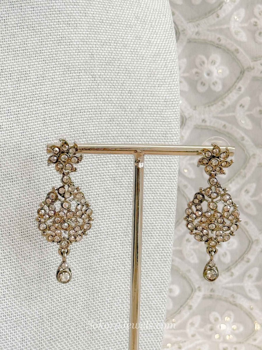 Katie Small Golden Necklace Set - SOKORA JEWELSKatie Small Golden Necklace SetNECKLACE SETS