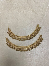 Small Length Noisy Anklets