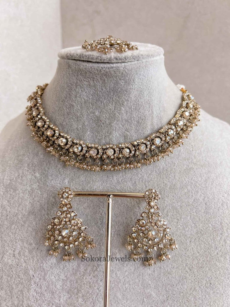 Kira Golden Necklace Sets - SOKORA JEWELSKira Golden Necklace Sets