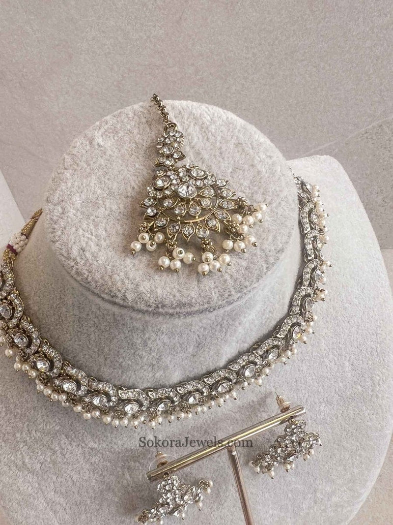 Kira Golden Necklace Sets - SOKORA JEWELSKira Golden Necklace Sets