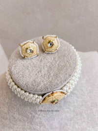 Kundan and Pearl Choker set - SOKORA JEWELSKundan and Pearl Choker setNECKLACE SETS