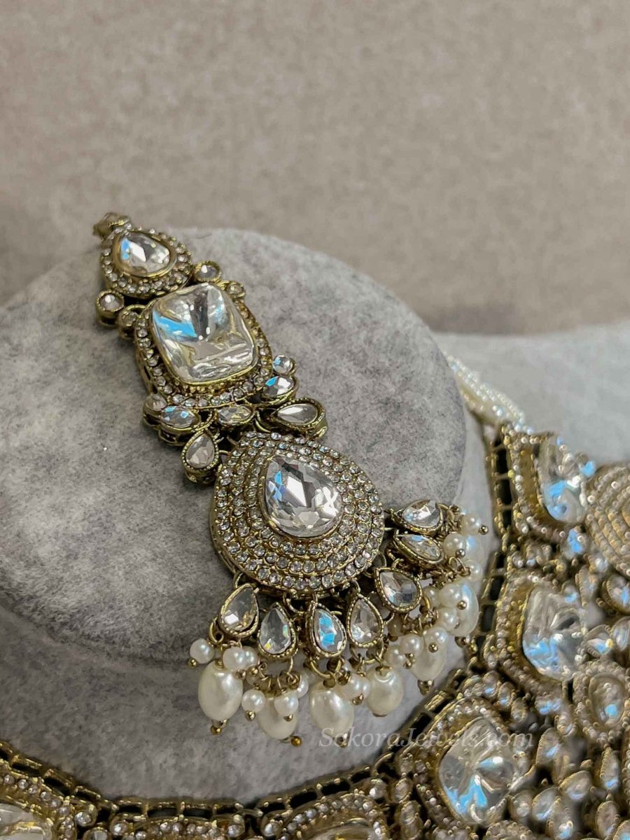 Kundan Bridal set - SOKORA JEWELSKundan Bridal set