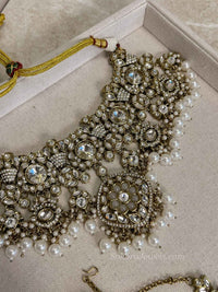 Kundan Bridal set with Headband - SOKORA JEWELSKundan Bridal set with Headband