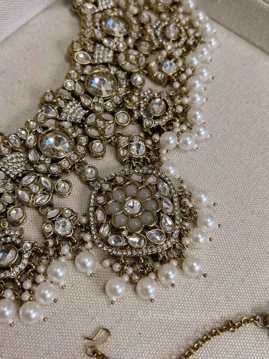 Kundan Bridal set with Headband - SOKORA JEWELSKundan Bridal set with Headband