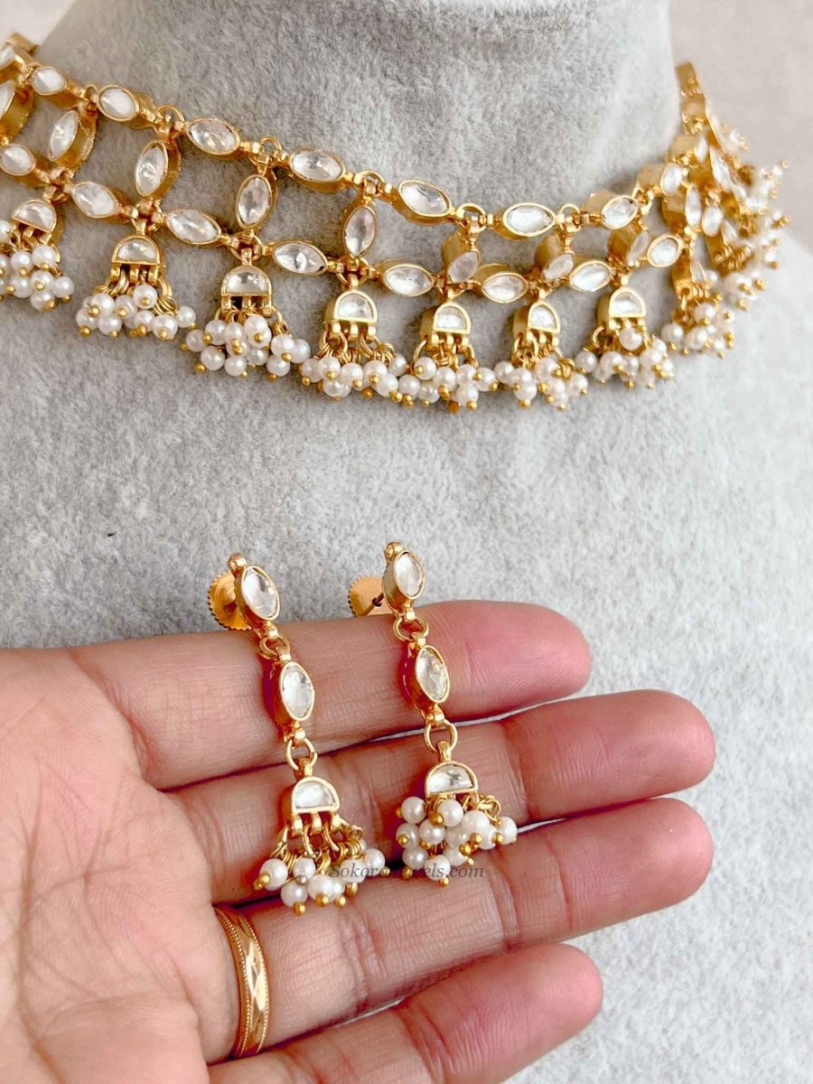 Kundan Choker and Earring set - SOKORA JEWELSKundan Choker and Earring set