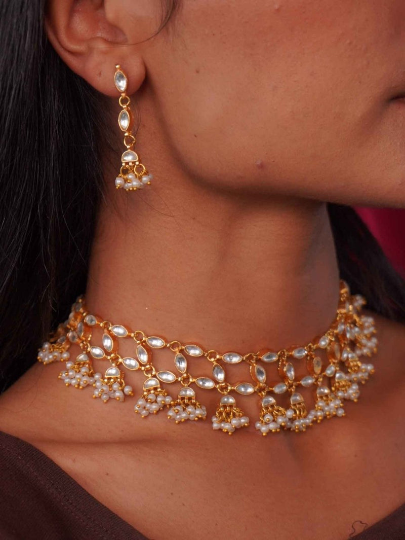 Kundan Choker and Earring set - SOKORA JEWELSKundan Choker and Earring set