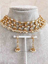 Kundan Choker and Earring set - SOKORA JEWELSKundan Choker and Earring set