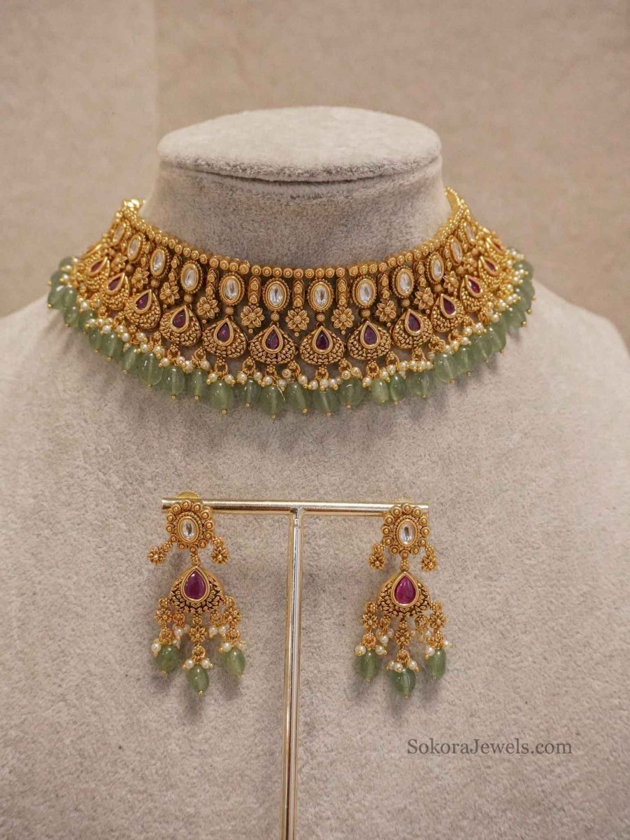 Kundan Choker set - Ruby & Green - SOKORA JEWELSKundan Choker set - Ruby & GreenNECKLACE SETS