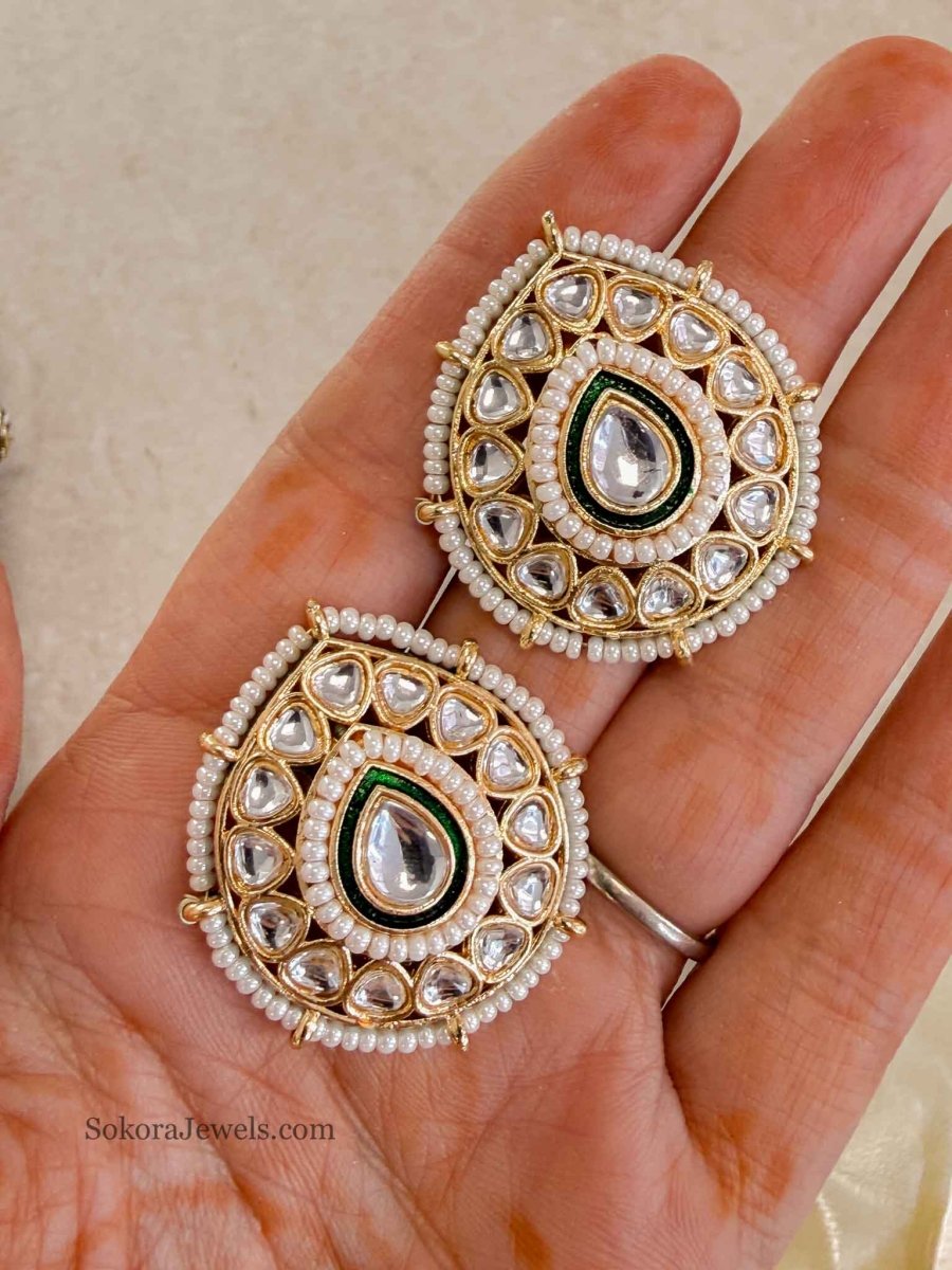 Kundan Drop Shape Earrings - SOKORA JEWELSKundan Drop Shape Earringsstuds and tops