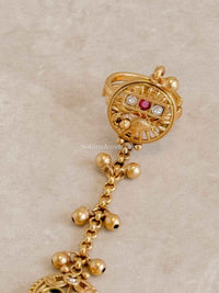 Kundan & Ghungroo Bead Hand Chain - SOKORA JEWELSKundan & Ghungroo Bead Hand Chain