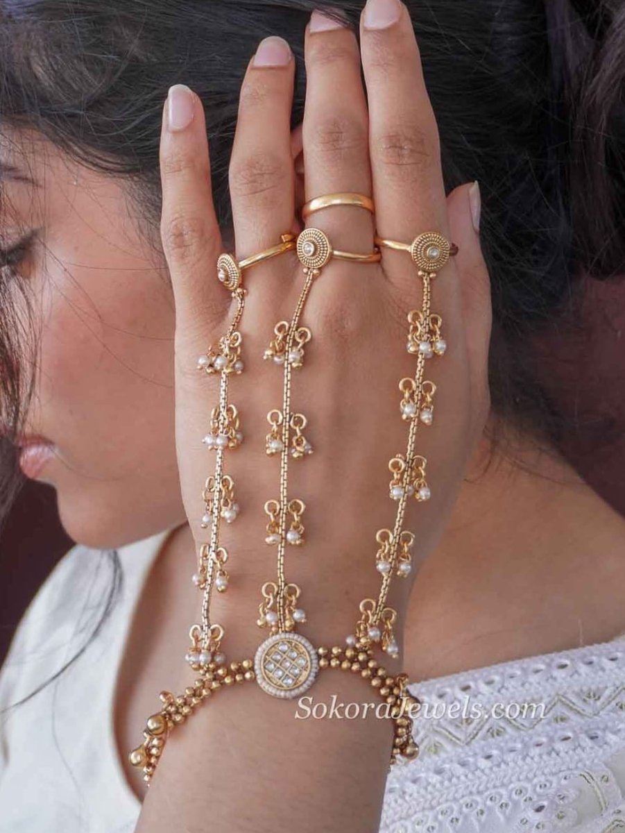 Kundan & Pearl Golden Hand chain - SOKORA JEWELSKundan & Pearl Golden Hand chain