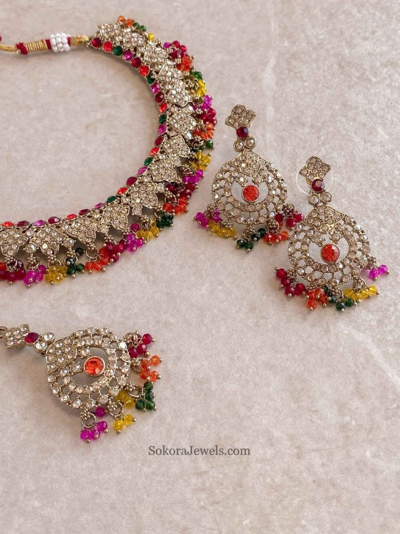 Laila Golden Necklace Sets - SOKORA JEWELSLaila Golden Necklace Sets