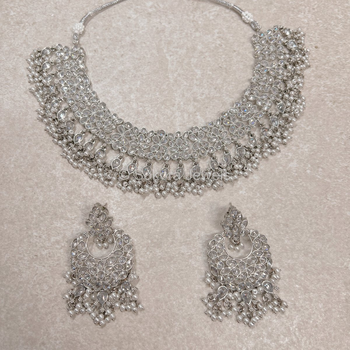 Lakhvir Necklace Set - Silver - SOKORA JEWELSLakhvir Necklace Set - Silver