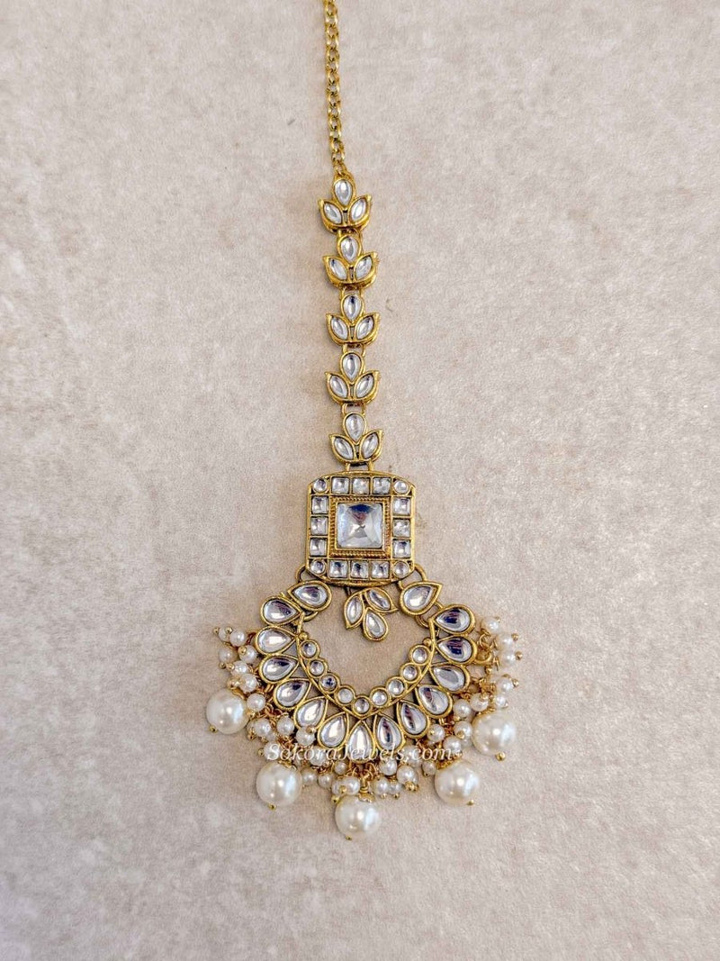 Large Faux Kundan & Gold Tikka - SOKORA JEWELSLarge Faux Kundan & Gold Tikka