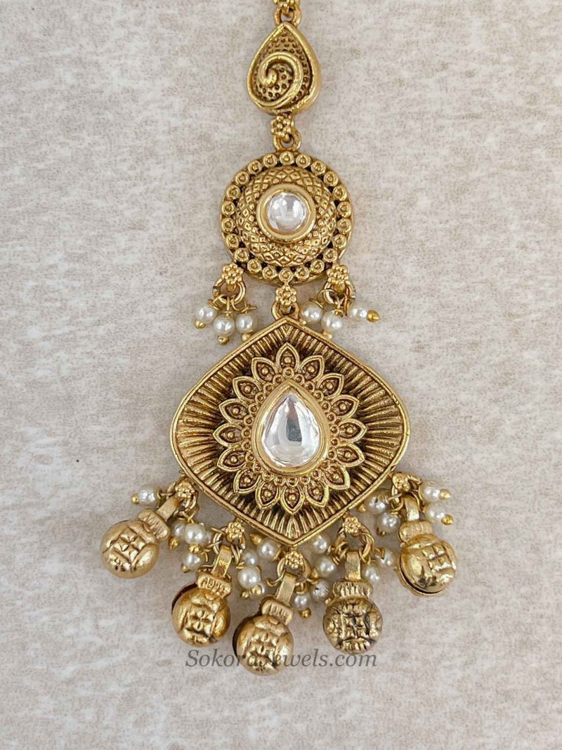 Luxury Kundan Drop Gold Ball Tikka - SOKORA JEWELSLuxury Kundan Drop Gold Ball Tikka
