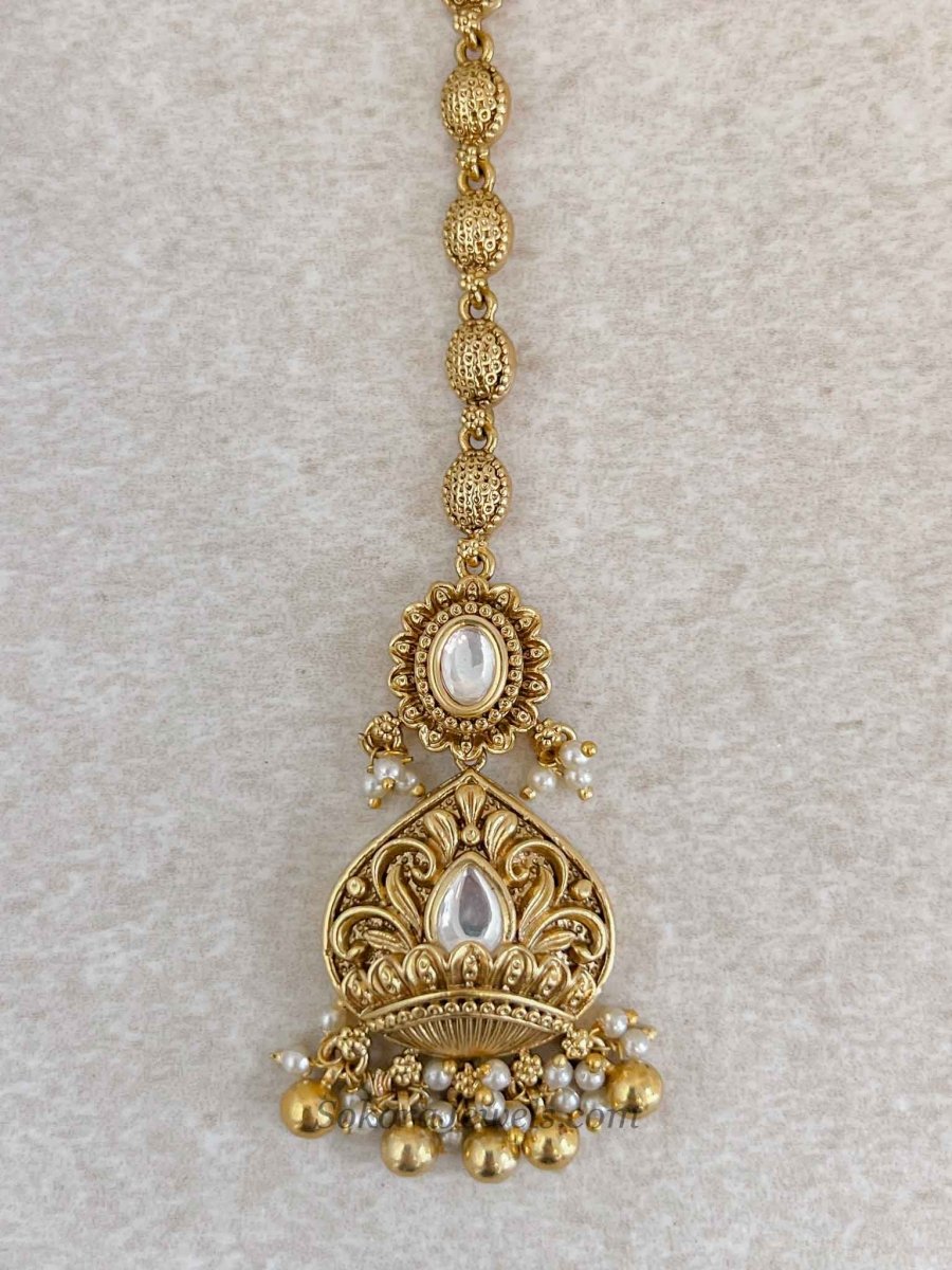 Luxury Kundan Gold Ball Tikka - SOKORA JEWELSLuxury Kundan Gold Ball Tikka