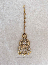 Luxury Kundan Gold Ball Tikka - SOKORA JEWELSLuxury Kundan Gold Ball Tikka